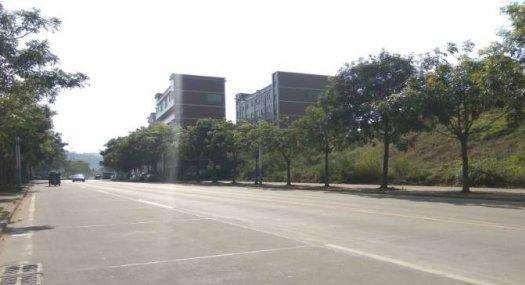 东莞市凤岗镇２４０００平米一楼厂房出租 (可分租)