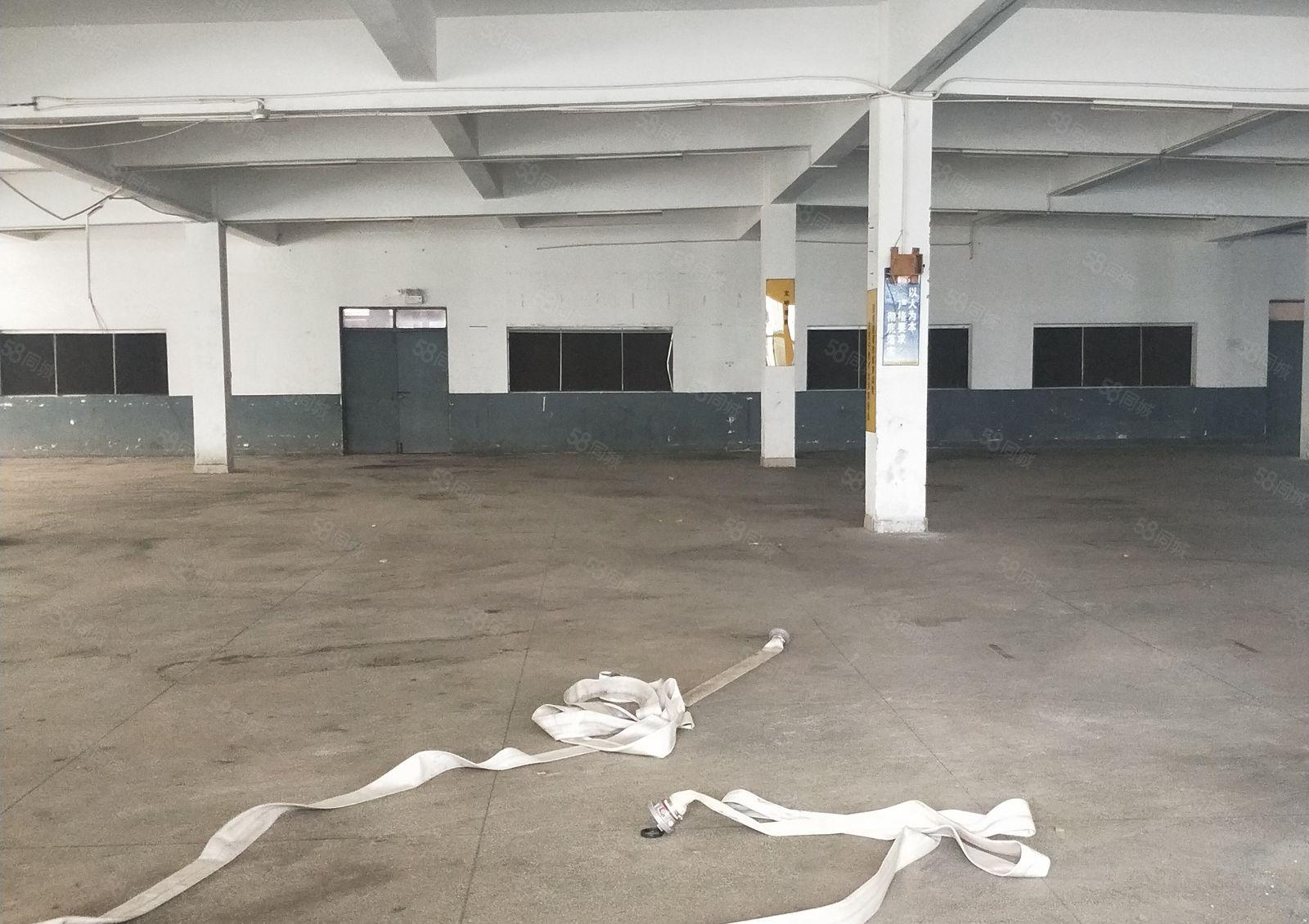 南城 周溪 经典 独院 一层 1100平方 位置好，空地大