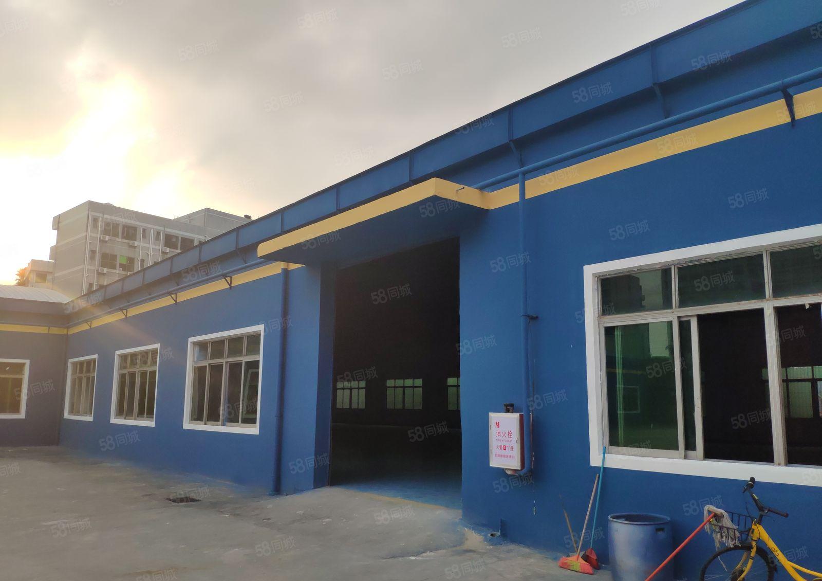 南城白马金典一手房东小独院1000平方，现成装修，空地大！