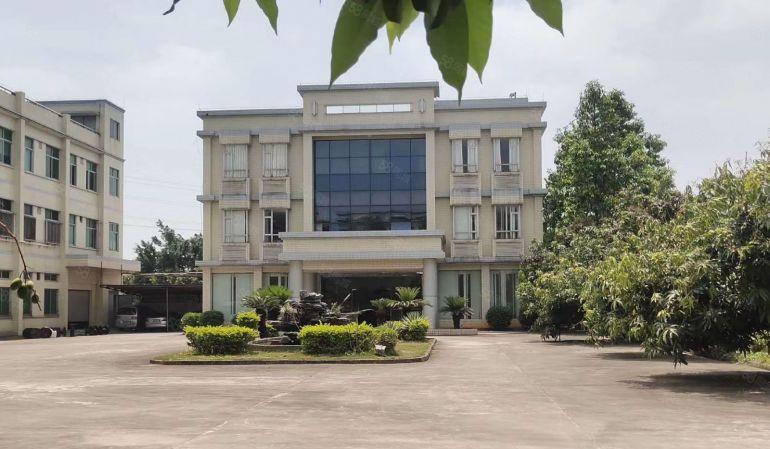 厂房低价急租，南城车站原房东3800平，水电齐全