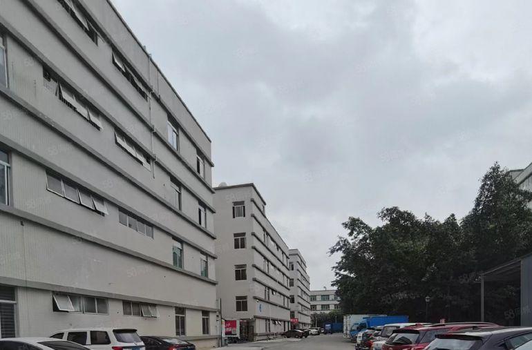 南城植物园附近水濂山工业区厂房出租，100平方起租8元