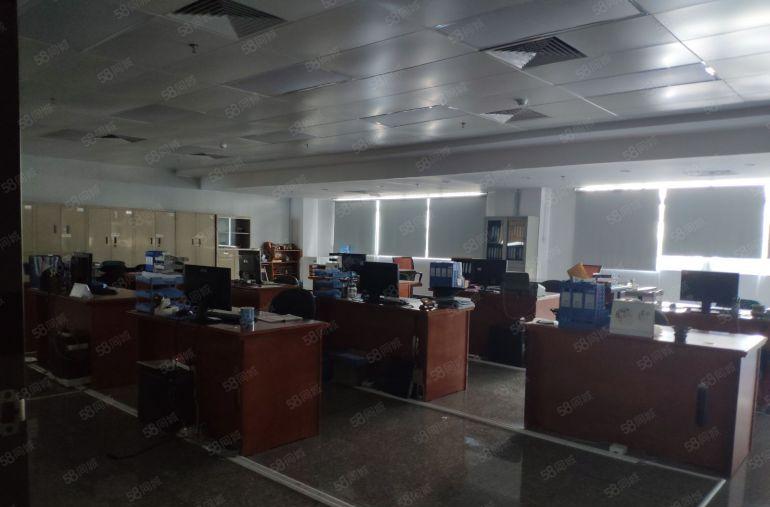 东城牛山低价一手房东小独院，现成装修水电齐全，租金便宜可谈！