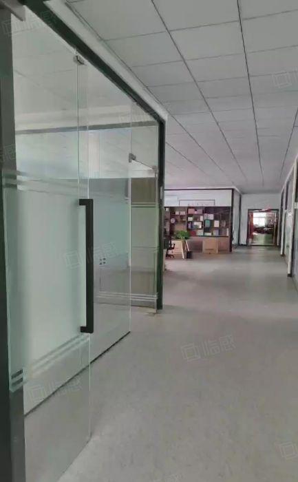 东城牛山独栋厂房研发办公楼13层共1500平方，豪华装修