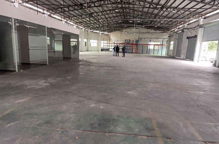 南城车站新空单一层1200平，空地大，大车可随意出入