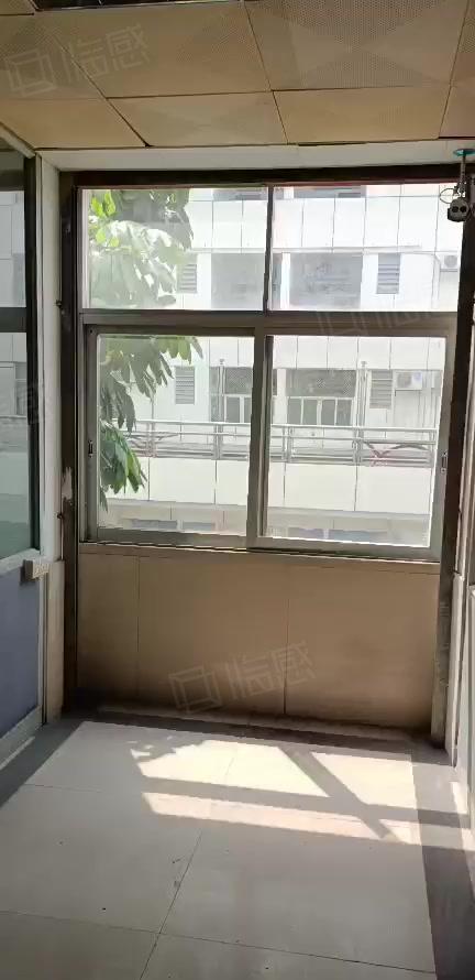 南城高大尚工业园区厂房出租约10万平方，可分租300平起分租