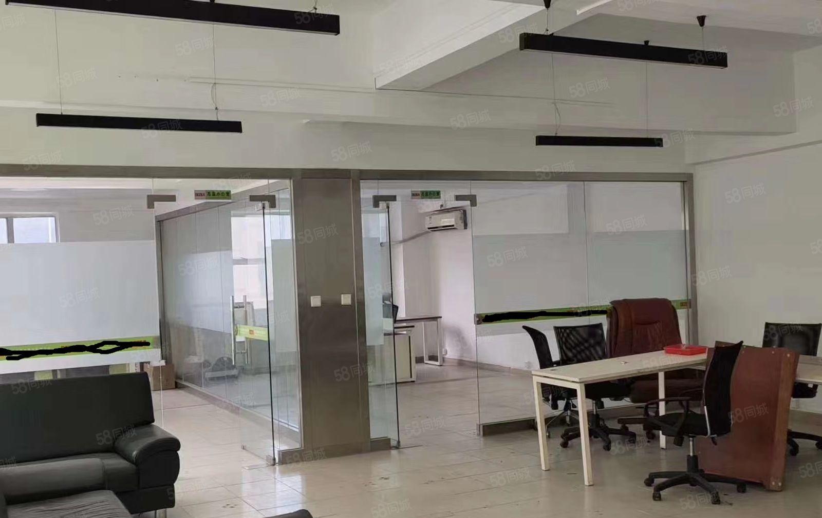 南城雅园新空出原房东一楼670平，带装修，水电齐全，交通方便