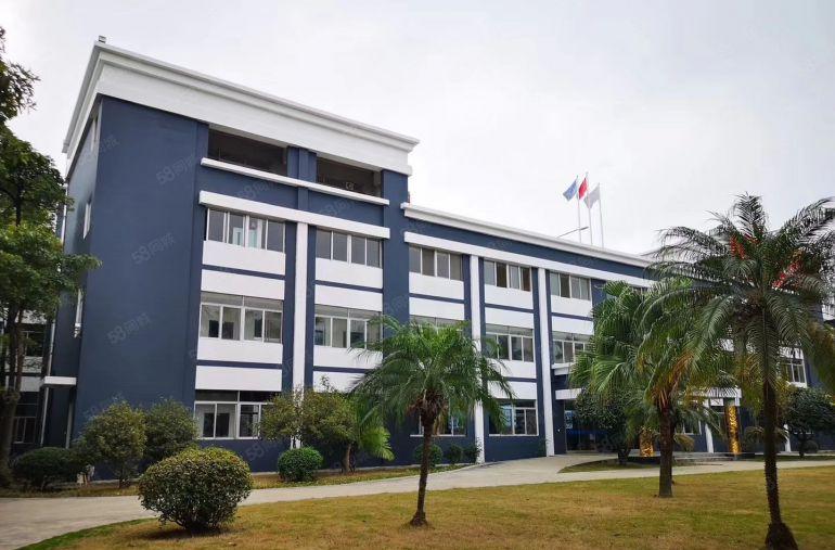 南城 独院 厂房出租 共5000平方，形象好