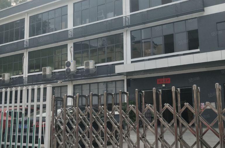 南城 独院 厂房出租 3000平方，现成装修 办公室，形象好