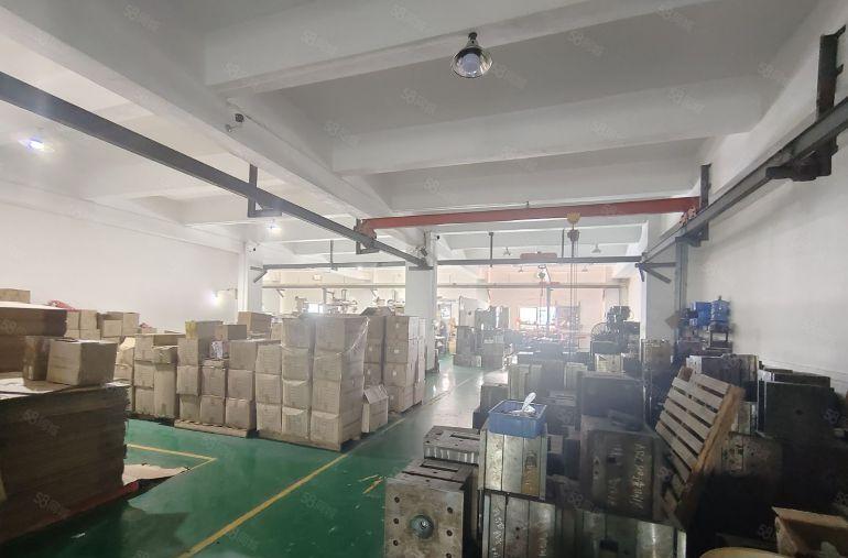 东莞东城温塘原房东楼上精装修1300平，水电齐全拎包生产厂房