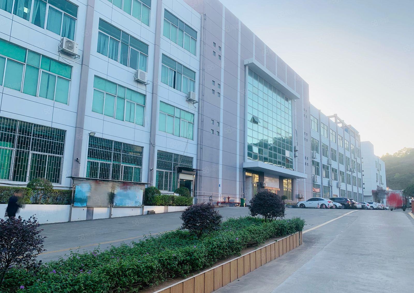 东城周屋工业园厂房二楼整层3200方可分租，地段好能办环评。