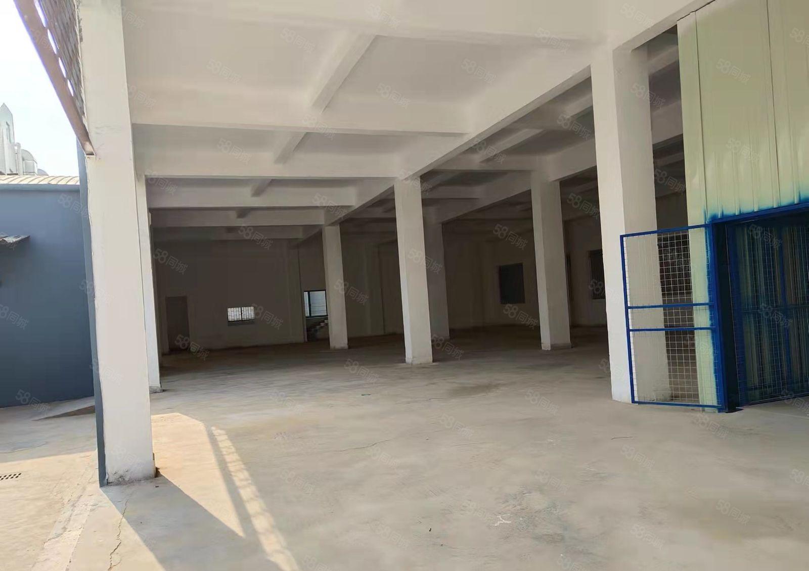 东城独门独院三层厂房总面积共2500方，价格实惠