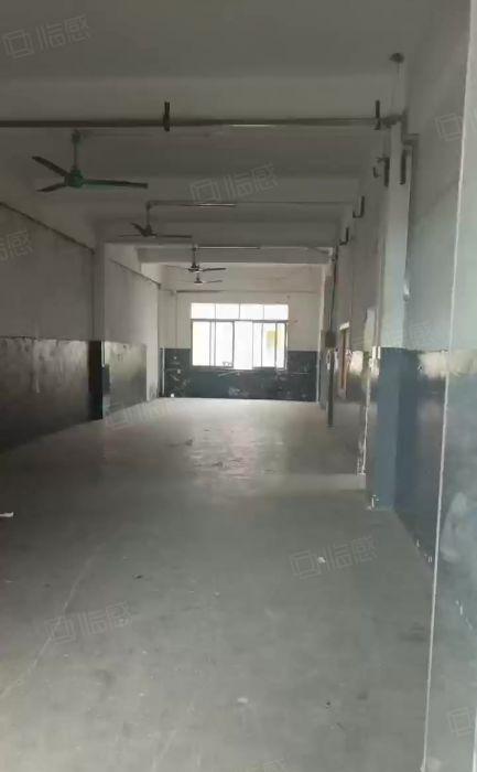 东城温塘二楼1000平方，有现成办公室水电齐全，是工业用地