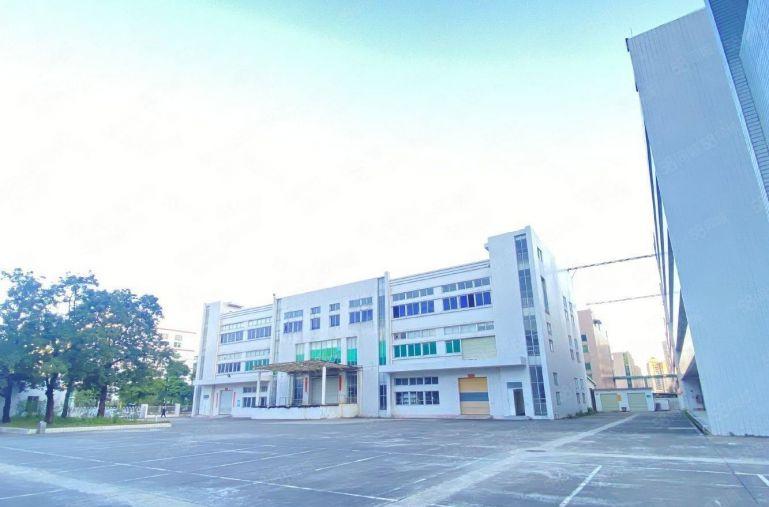 东城新出原房东独院5000平带红本带卸货平台超大空地低价出租