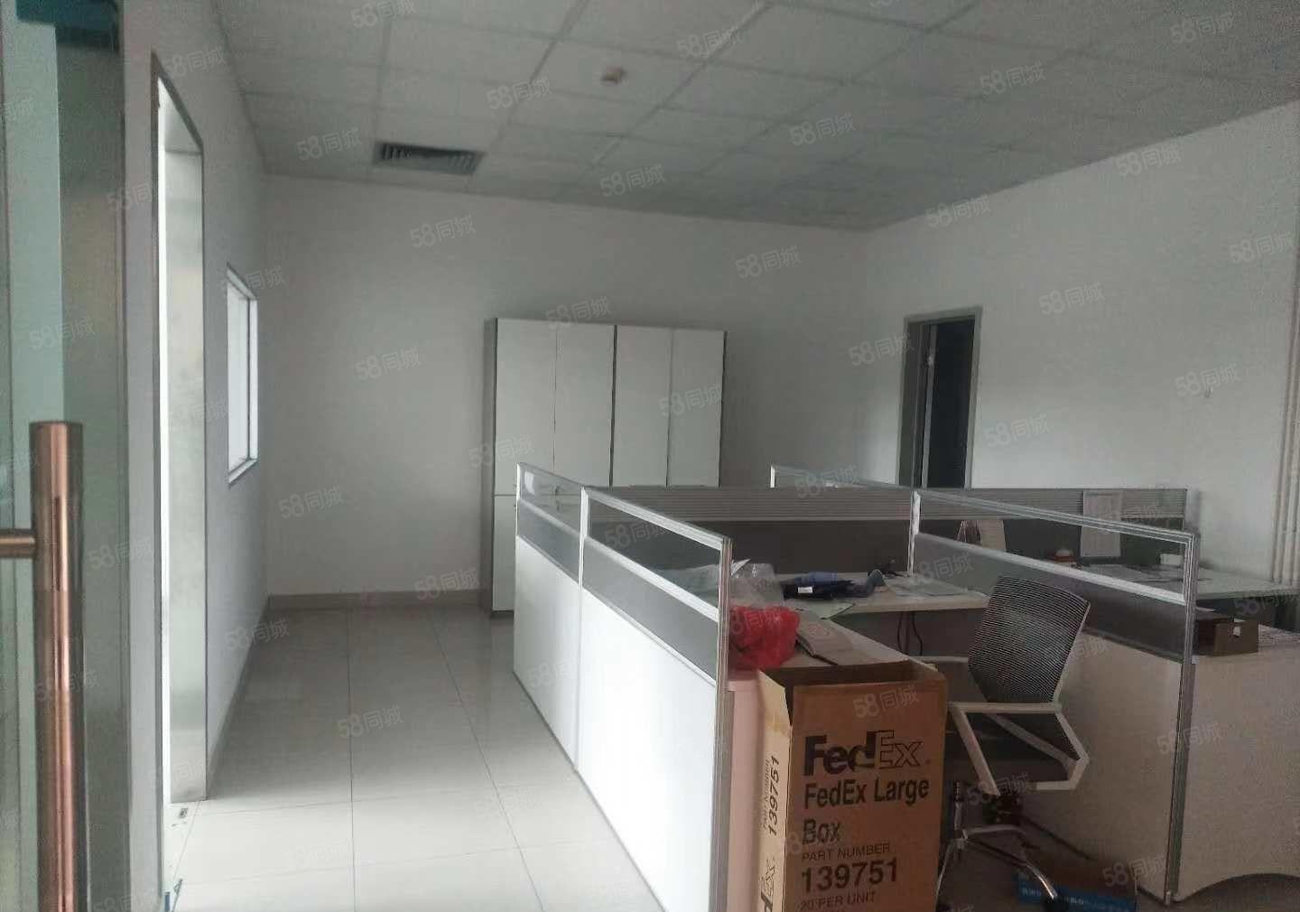 东城柏洲边原房东一楼720平，环境好，厂房格局方正