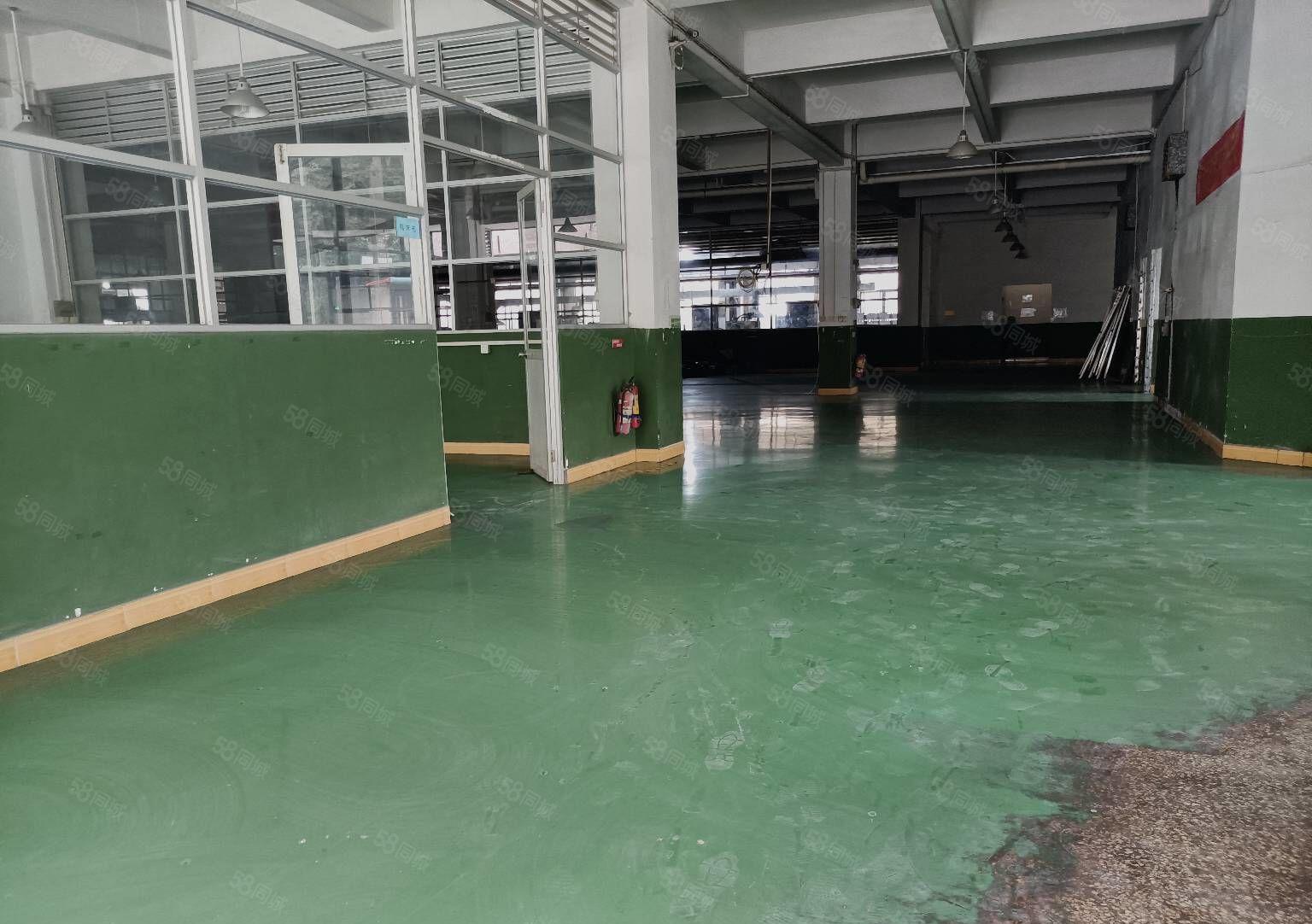 东城地铁口附近工业园厂房仓库出租950平，现成办公室，拎包入