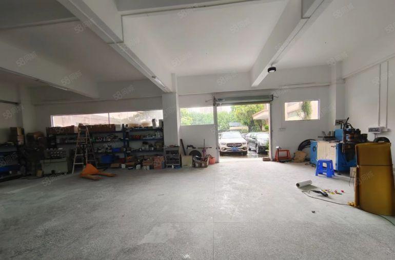 厂房出租东城主山标准厂房一楼500平楼上800平，大小可分