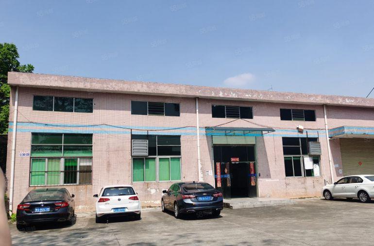 东城工业区厂房出租，高度9米。水电办公室现成。