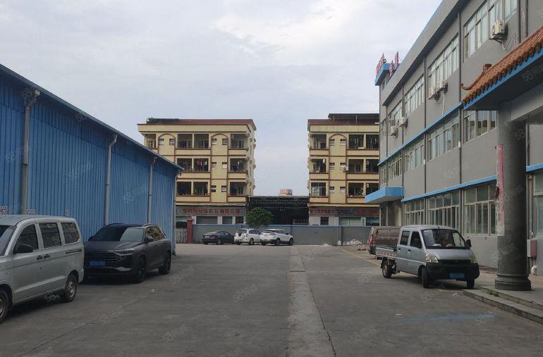 东城温塘单一层厂房400平出租，大车出入方便，可做仓库或生产