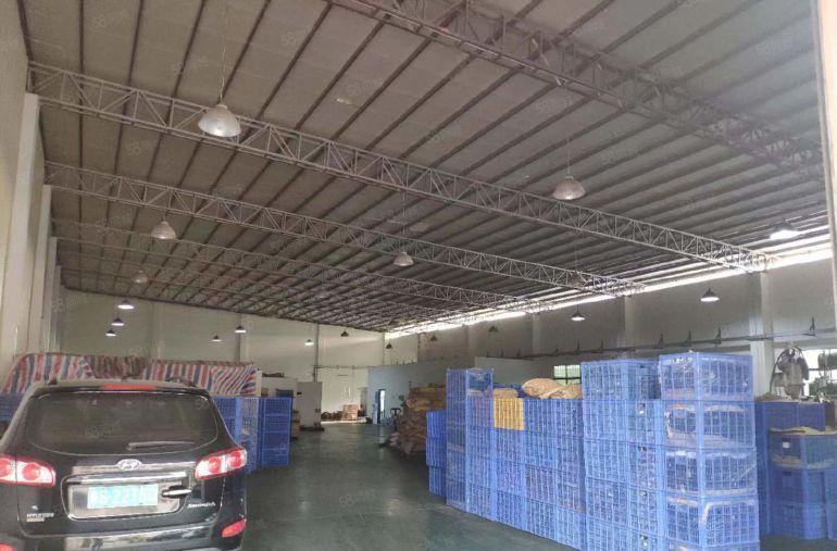 东城桑园独门独院单一层1500平，中间无柱子！可办环评