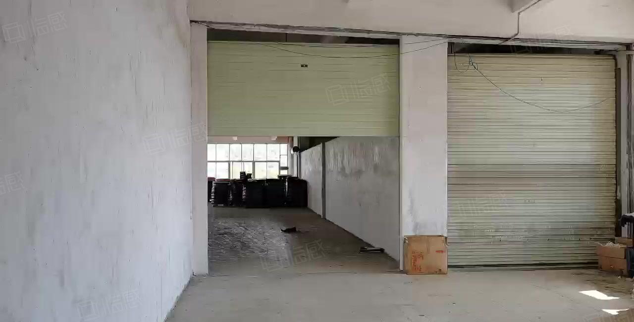 东城牛山工业园工业厂房空地大空出三楼1100平方