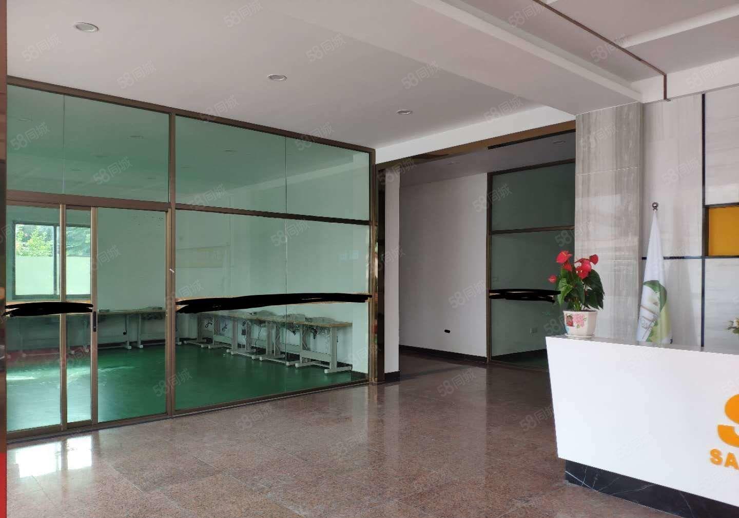 东城温塘独栋独院1500平，空地大，形象好，水电齐全！