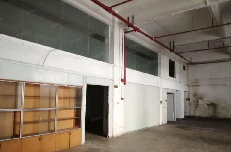 东城 东站路口 小厂房 700平方,8元急租！好招工