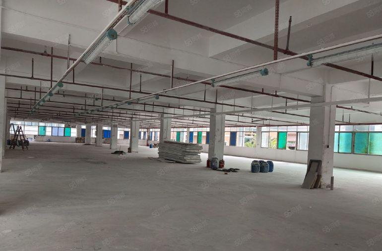 东城桑园工业区新空独院厂房一万三，水电齐全，环境好