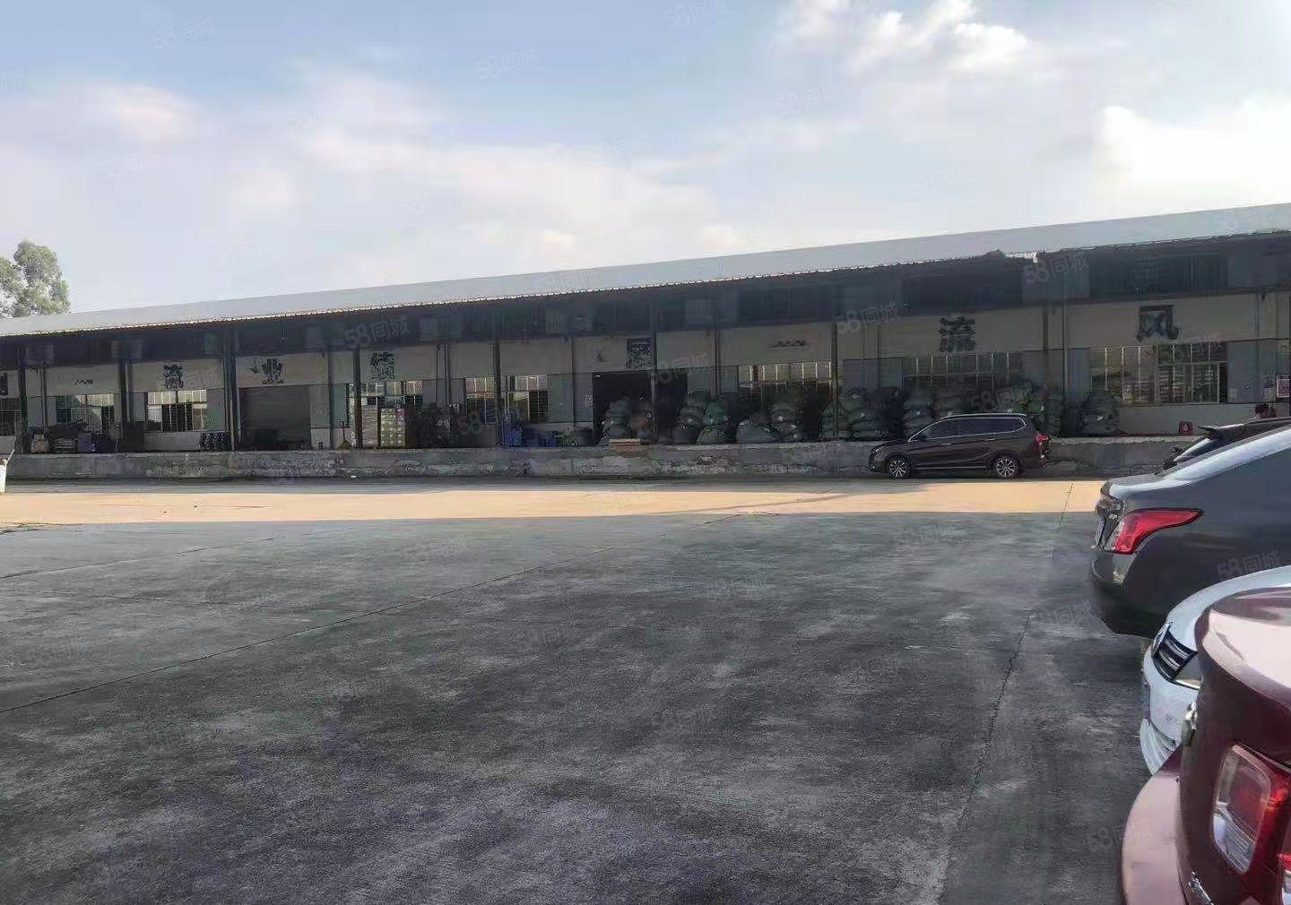 东城物流仓3万平，高速路附近挨着环城路，不限行，带1.3高台