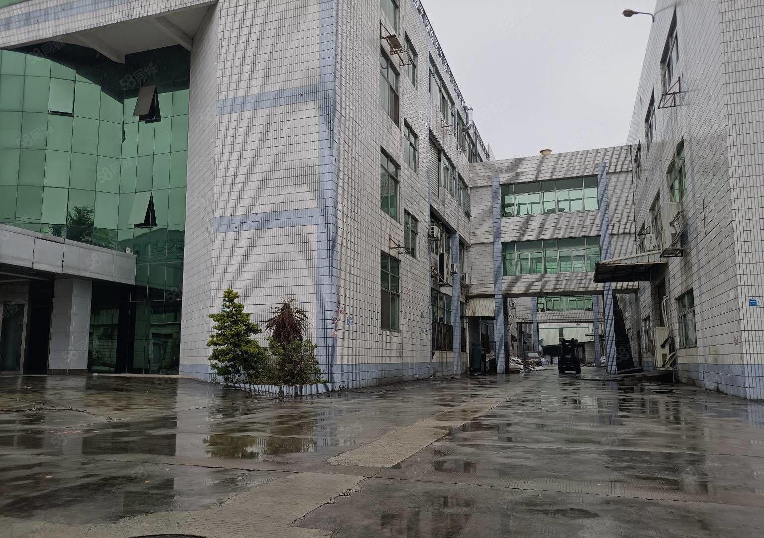 东城桑园标椎厂房一楼1500现成装修可办环评，价格便宜