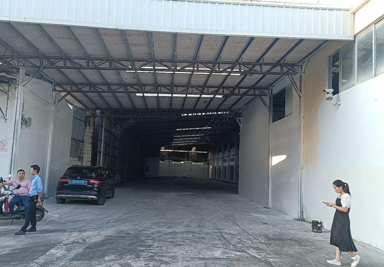 东城桑园单一层8米钢结构厂房3200平，有空地