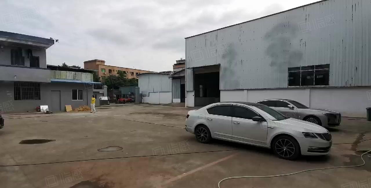 东城温塘新出带牛角厂房2000平，适合机加和设备