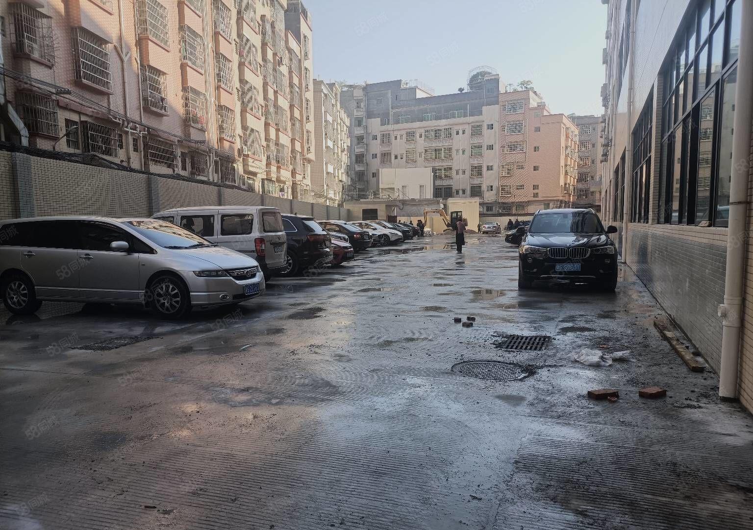 东城桑园工业区内新出一楼1350平，带印刷环评办公室厂房出租