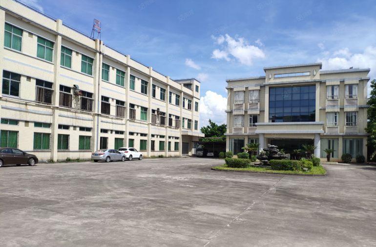 超低价出租，一楼500平方，现成装修，，无转让费！