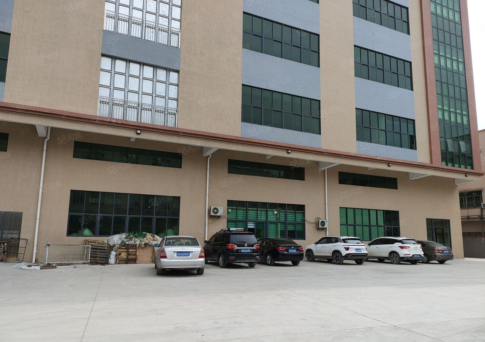 东城主山低价厂房出租900平方空地大中间没柱子带办公室