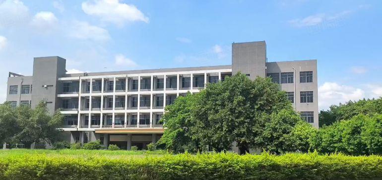 特价8元  虎门怀德原房东3200平带消防喷淋，低价厂房出租