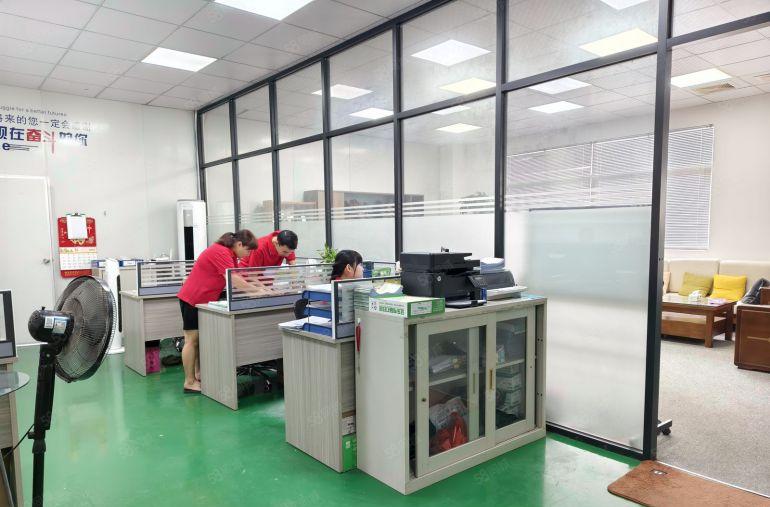 虎门树田200平起分13元，有现成办公室，地坪漆厂房仓库出租