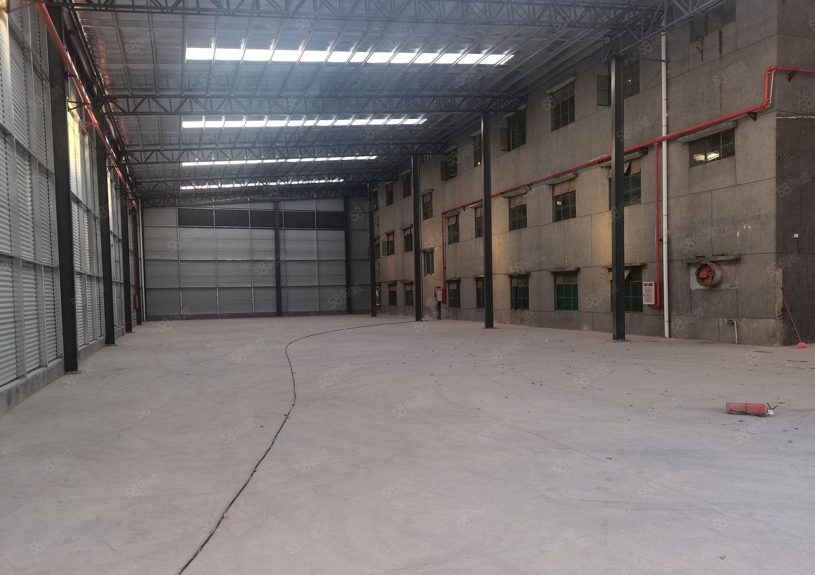 赤岗社区新出单一层厂房出租5000平（含宿舍）