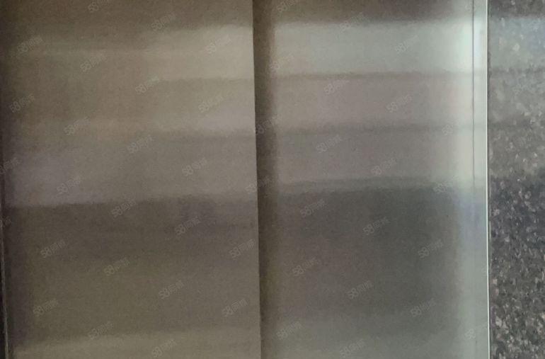 虎门镇龙眼新出一层800平方适合制衣电商一手房东厂房出租