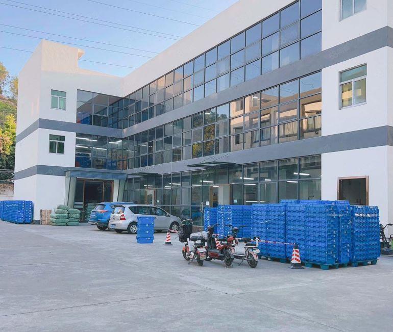 虎门独门独院服装厂房出租，8000平方现成装修！