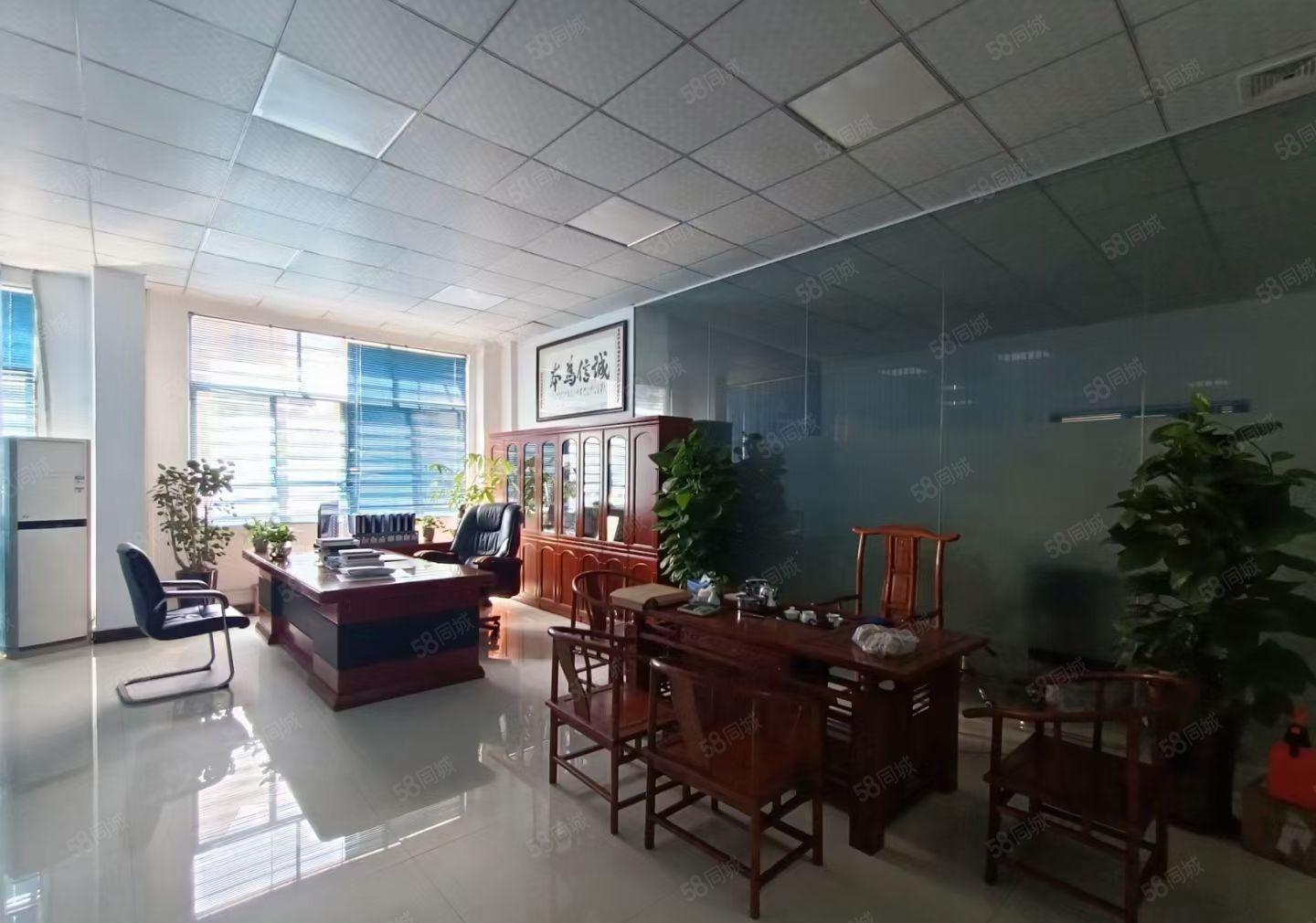 制衣服装厂房！龙眼新空出楼上880平方现成装修厂房 水电齐全