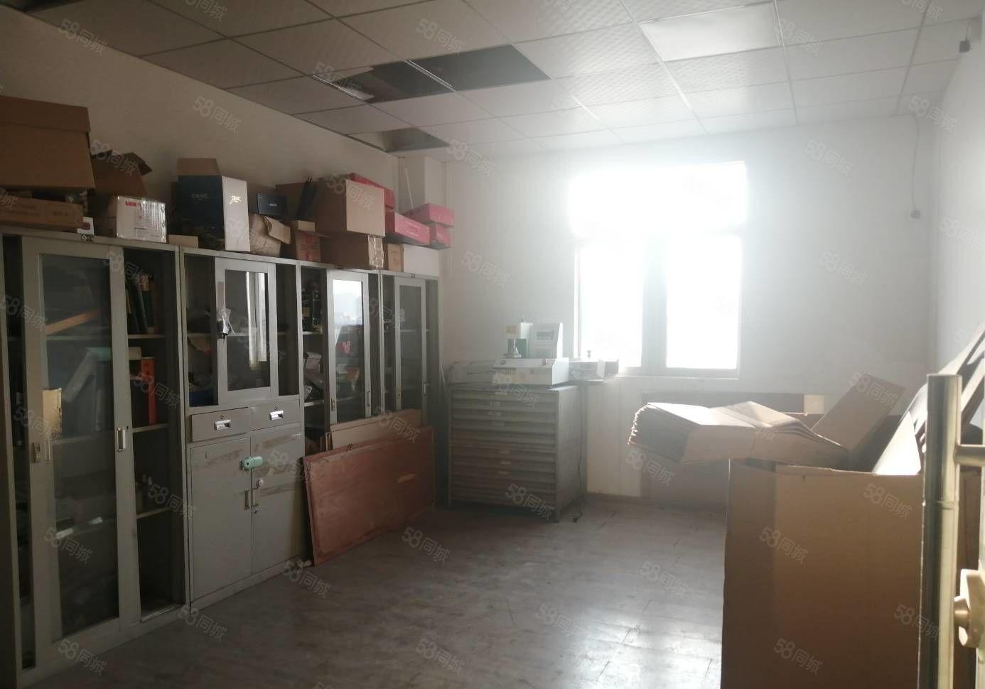 虎门龙眼新出精装厂房600平精装厂房出租 可分租两家