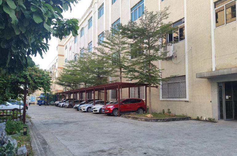 原房东独门独院8000平方厂房低价招租