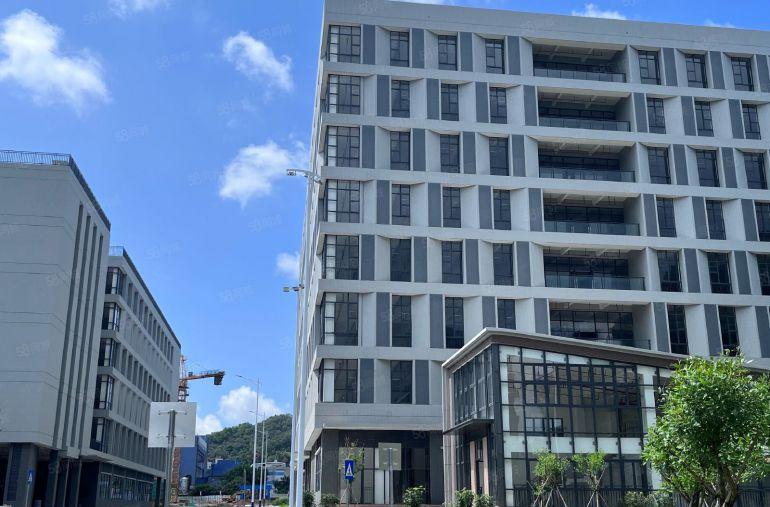 虎门镇新建花园式厂房出租，1000平方起租，价格便宜可开票