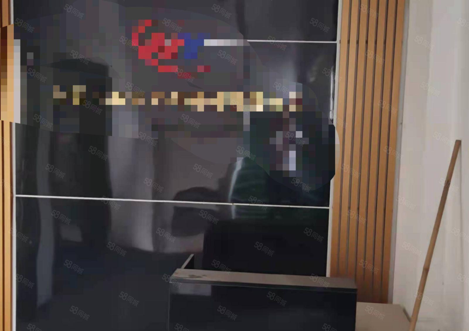 虎门南栅四区新空出楼上1000平方带装修厂房出租 水电齐全！