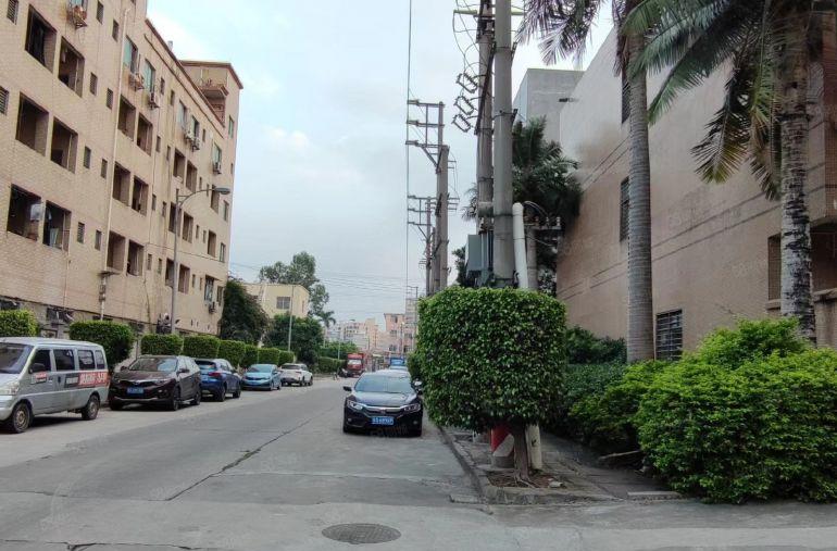 路东工业区3000平方独院厂房，原房东，面积实用