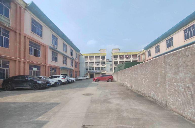 虎门怀德工业区新出标准厂房一楼500平出租带装修注塑仓库设备