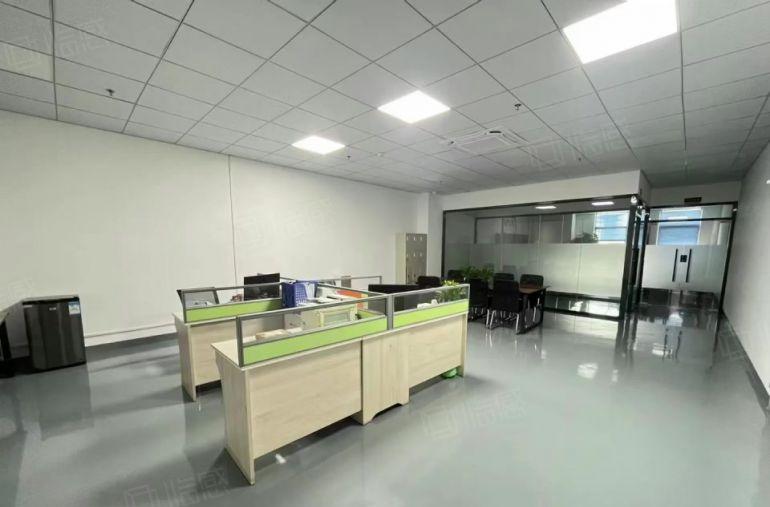 虎门原房东楼上现成SMT贴片车间出租，豪华精装修，入驻即生产