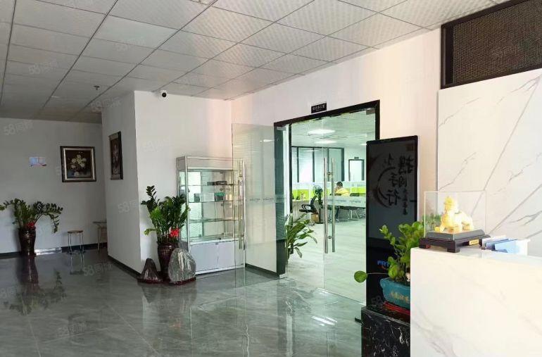 虎门靠长安原房东独院厂房出租，11000平方带精装修