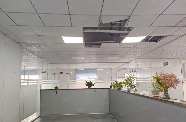 虎门怀德楼上1250平方带精装修，水电齐全，可伶包入厂