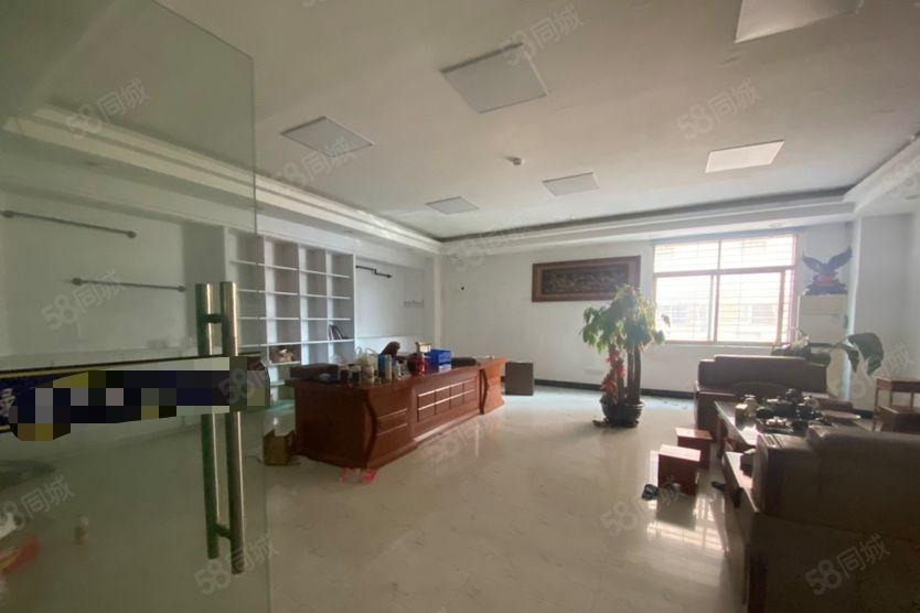 虎门临广深高速新出一楼层高7.2米精装厂房850平出租